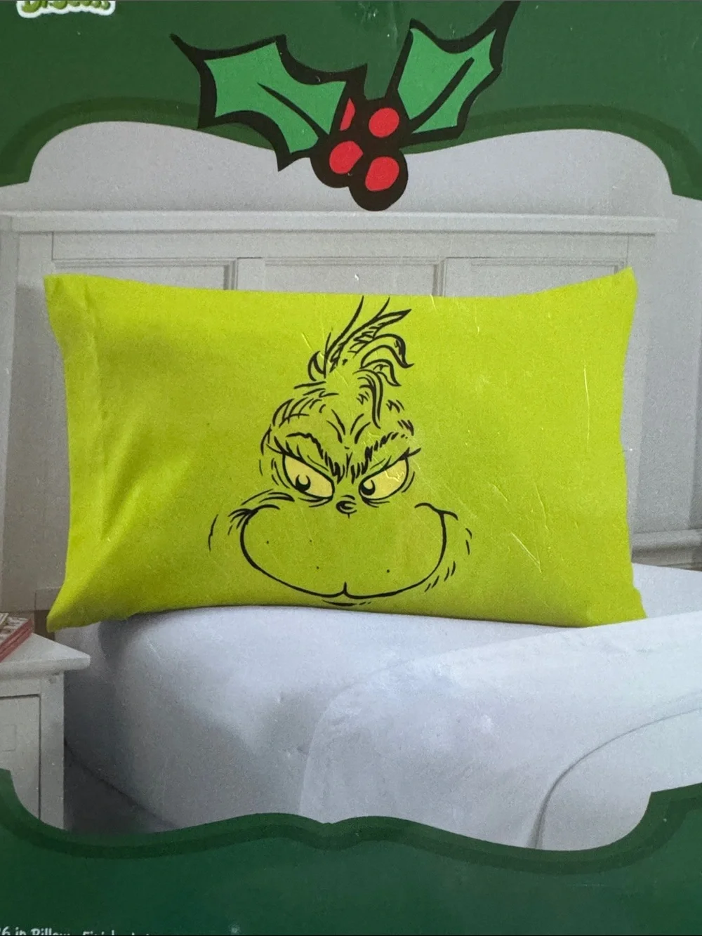 The Grinch Satin Pillowcase - Green